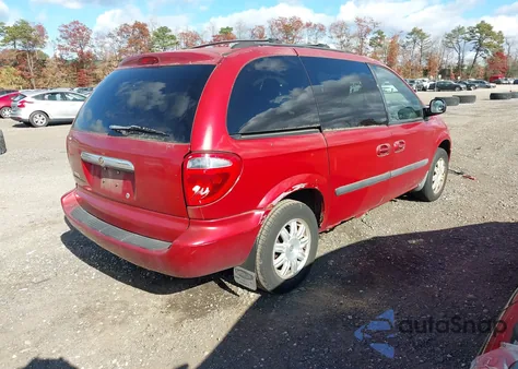 2006 Chrysler Town & Country from USA, damaged, VIN 1A4GP45R36B626772